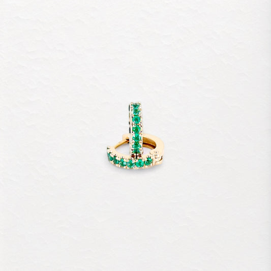 Huggies Medium with Round Emeralds in 18K Yellow Gold