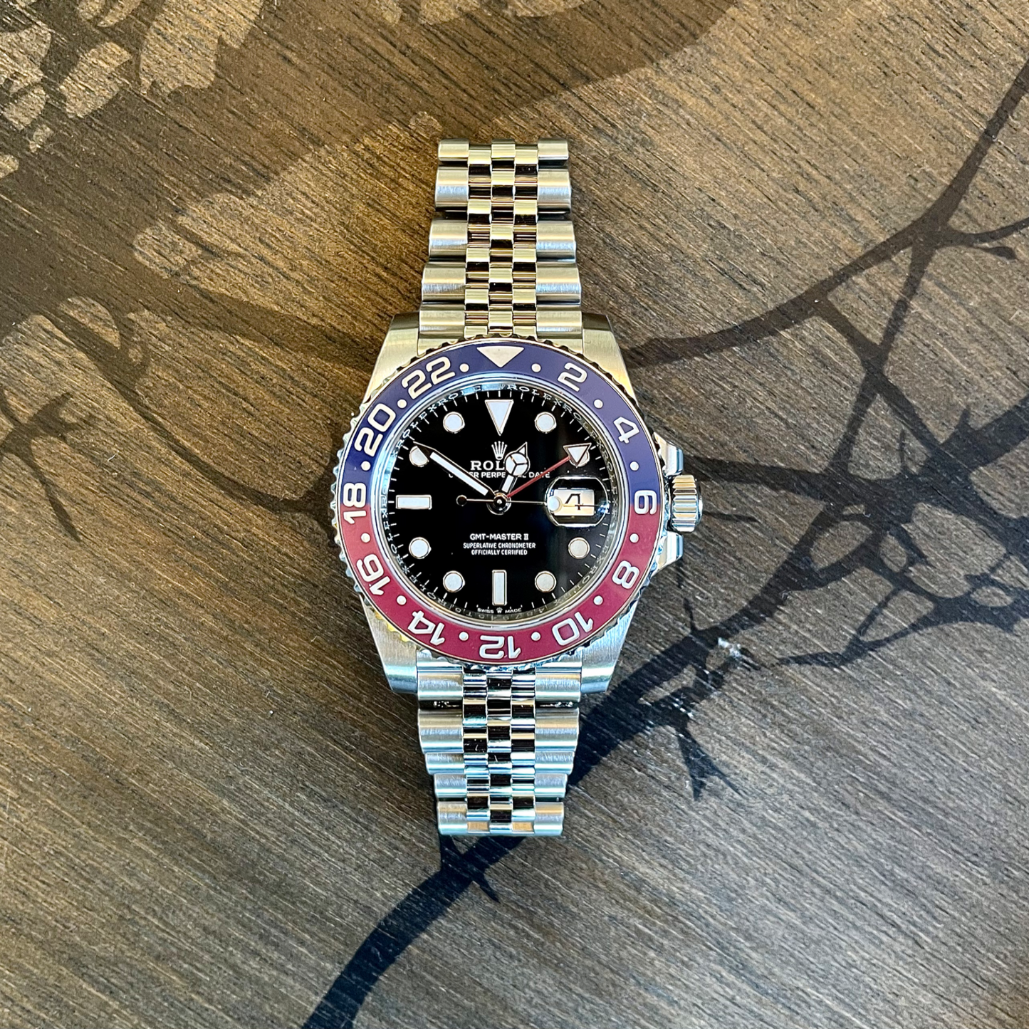 Rolex GMT Master ll "Pepsi" 126710BLRO